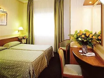 Nuovo Hotel Del Porto Болонья