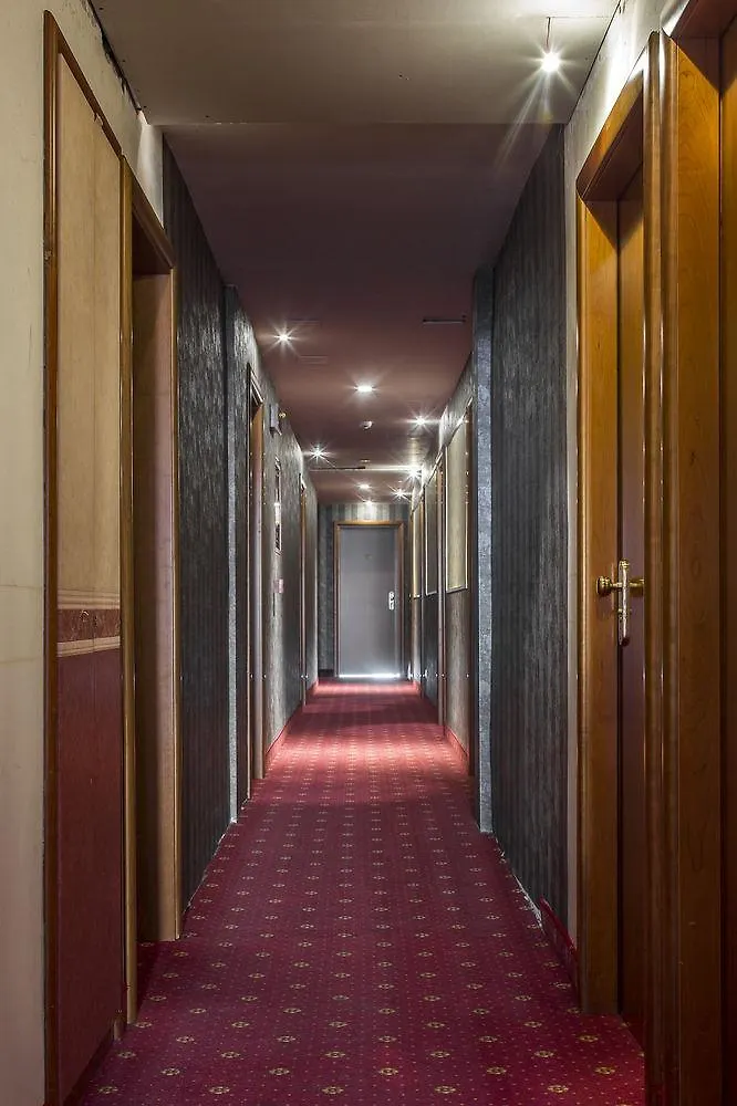 Nuovo Hotel Del Porto Bolonha Itália