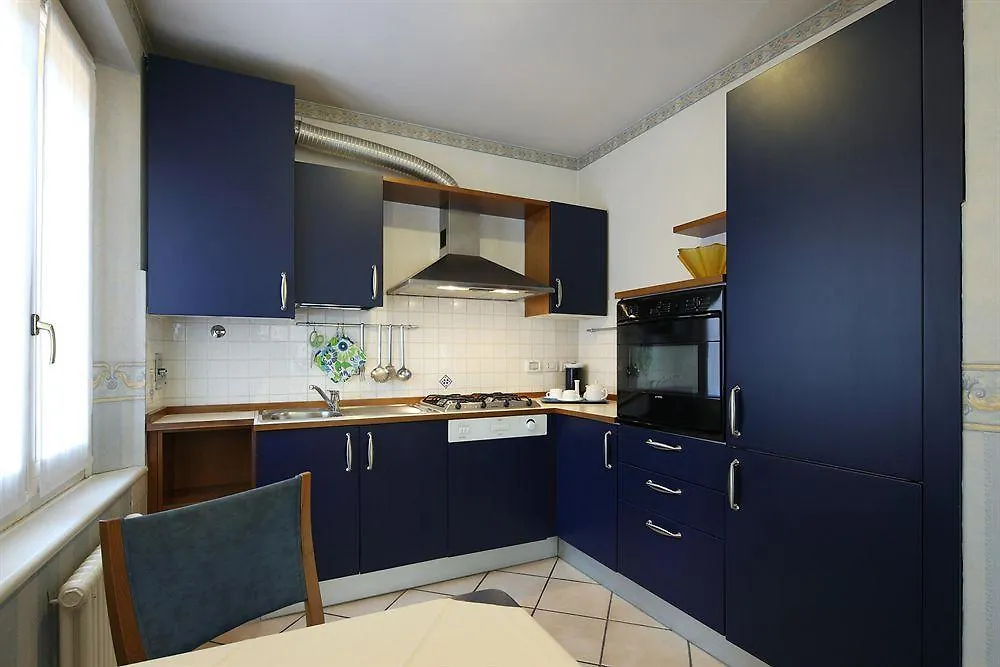 Nuovo Hotel Del Porto Bolonya 3*,  İtalya